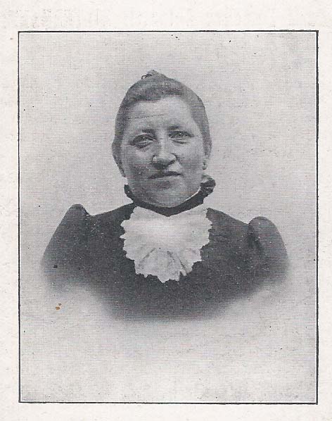 Klik voor foto in apart venster bidprentje_maria_francisca_antonette_hiltermann__1_.jpg