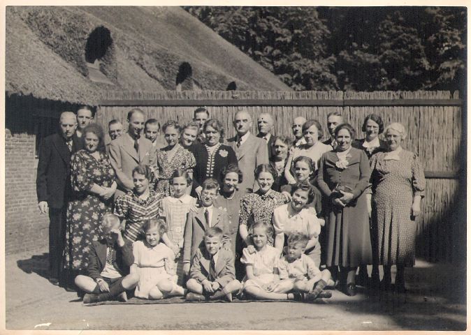 Klik voor foto in apart venster gezin_landsbergen.jpg