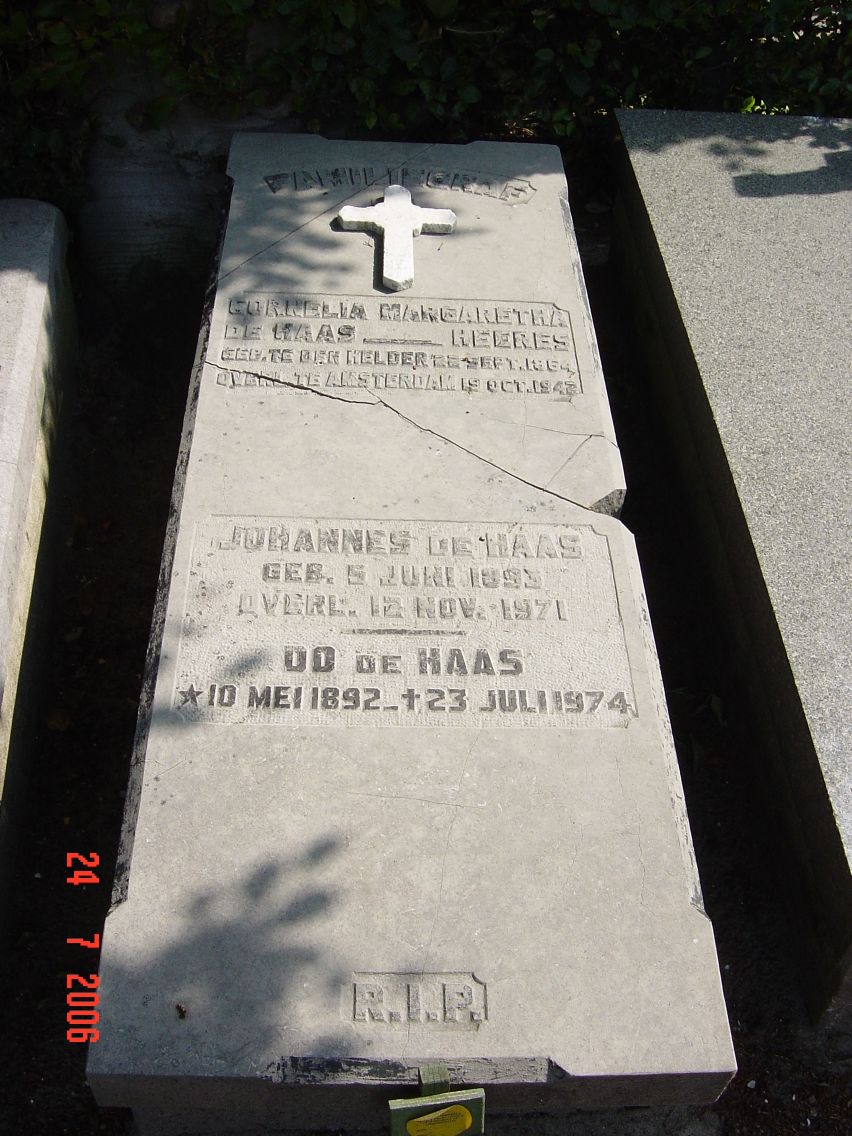 Klik voor foto in apart venster graffoto_cornelia_margaretha_de_haas_heeres.jpg