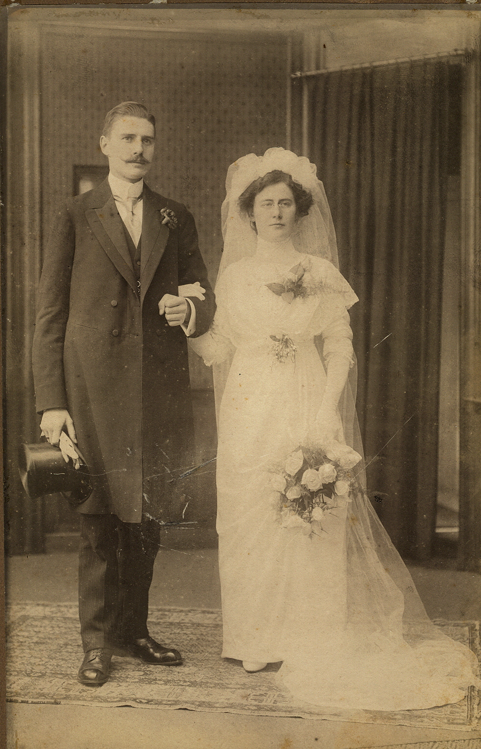 Klik voor foto in apart venster trouwfoto_cornelis_jan_heeres_en_cornelia_henrdrica_landsbergen_1_.jpg